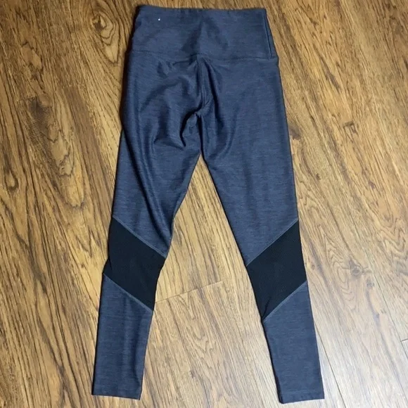 VS PINK Ultimate High Waist Leggings - Picture 5 of 8